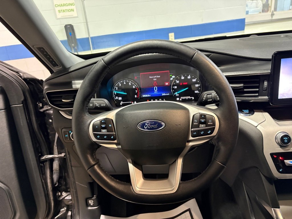 Certified 2023 Ford Explorer XLT w/ Equipment Group 202A image 25