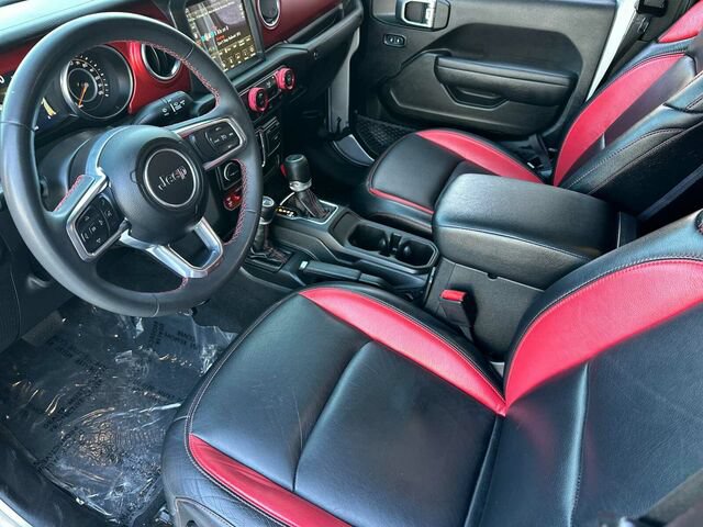 Used 2023 Jeep Gladiator Rubicon w/ Trailer Tow Package AWD/4WD image 10