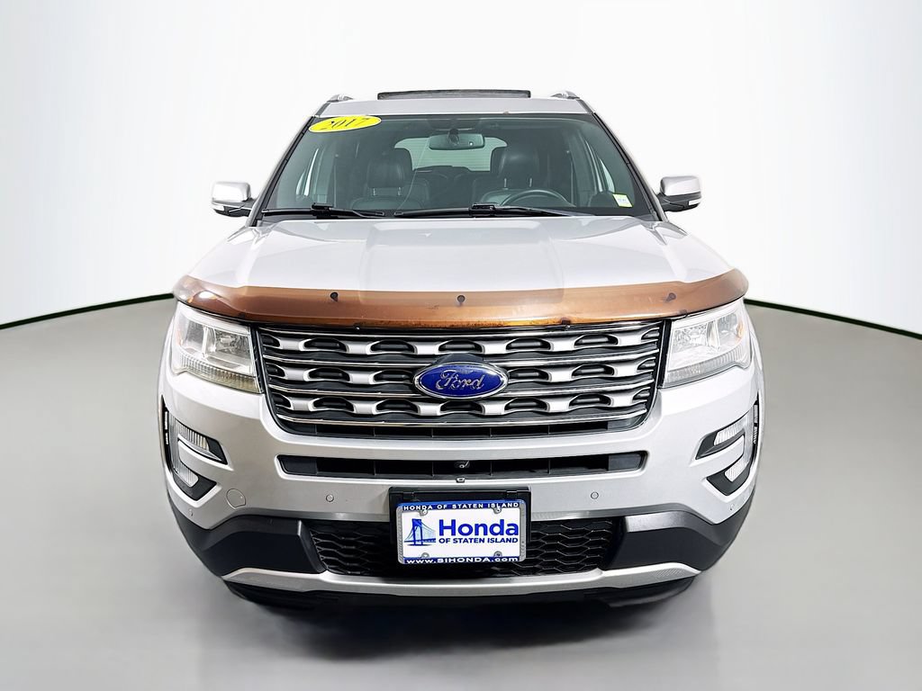 Used 2017 Ford Explorer Limited AWD/4WD image 2