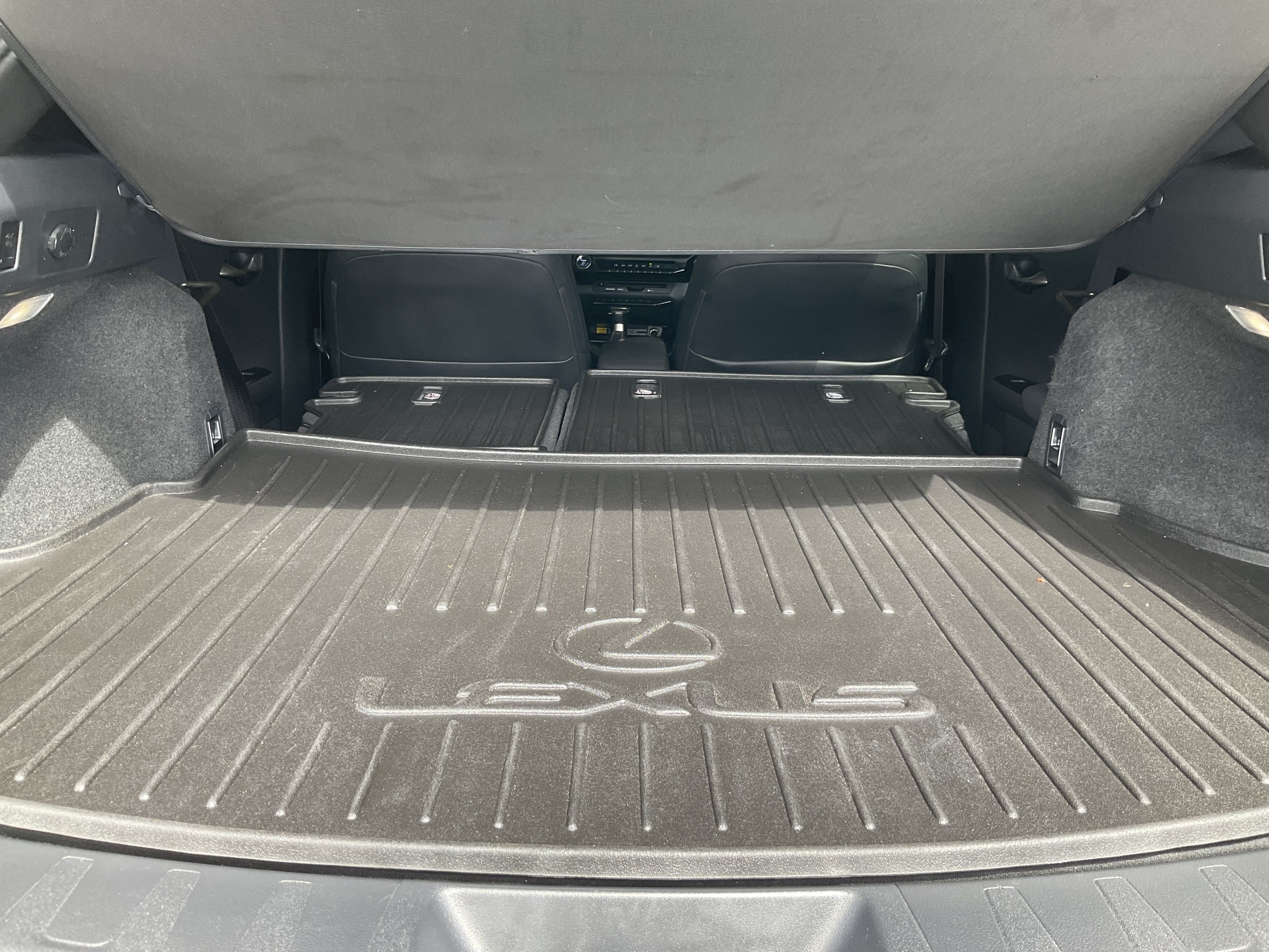 Used 2021 Lexus UX 250h w/ Premium Package AWD/4WD image 42