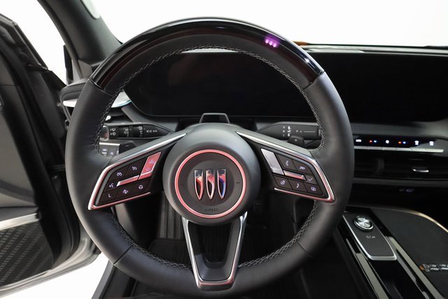 Certified 2025 Buick Enclave Avenir w/ Super Cruise Package image 12