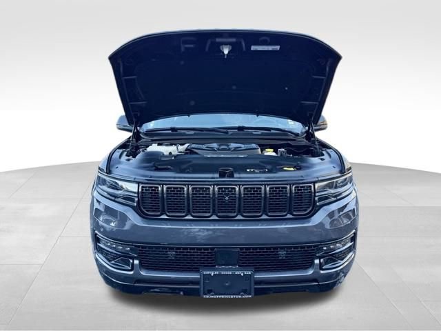 Used 2025 Jeep Wagoneer Series II w/ Convenience Group I image 9