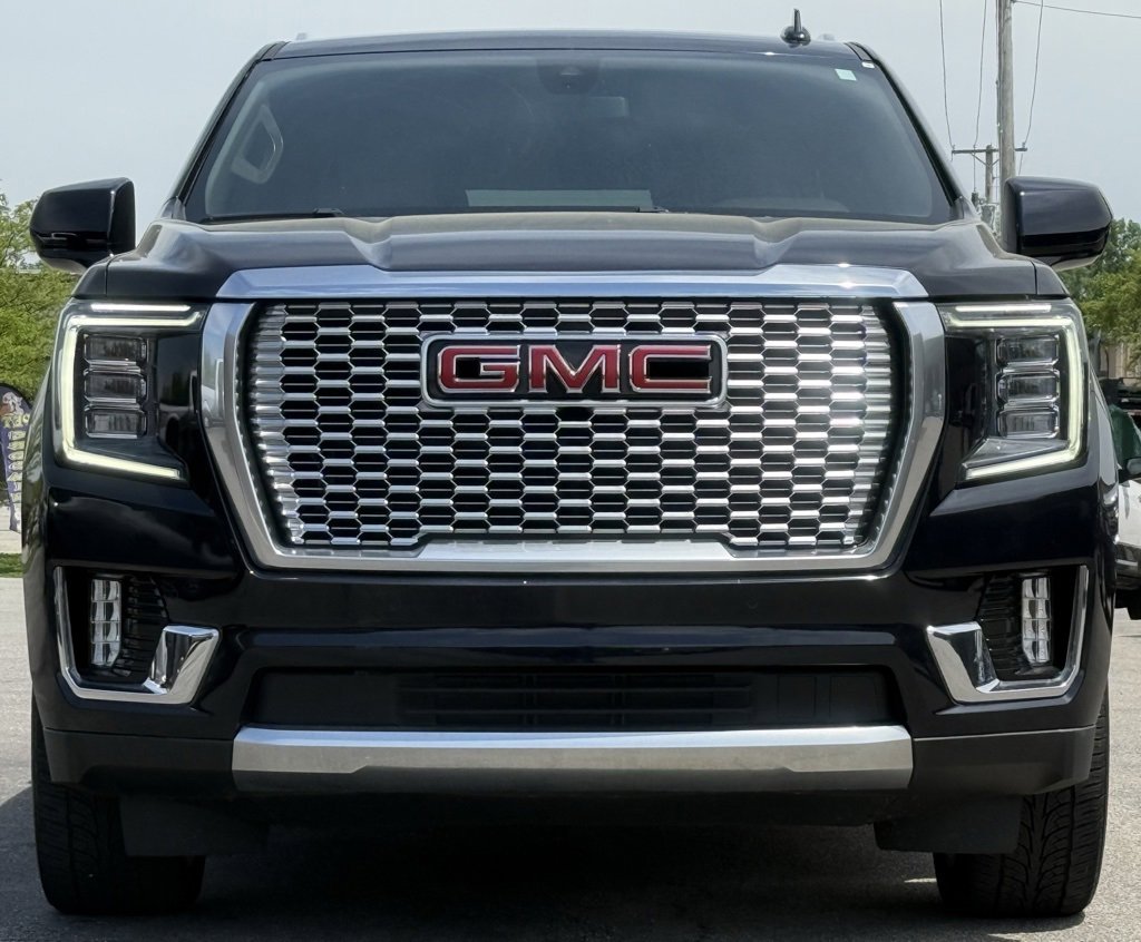 Used 2022 GMC Yukon SLE image 8