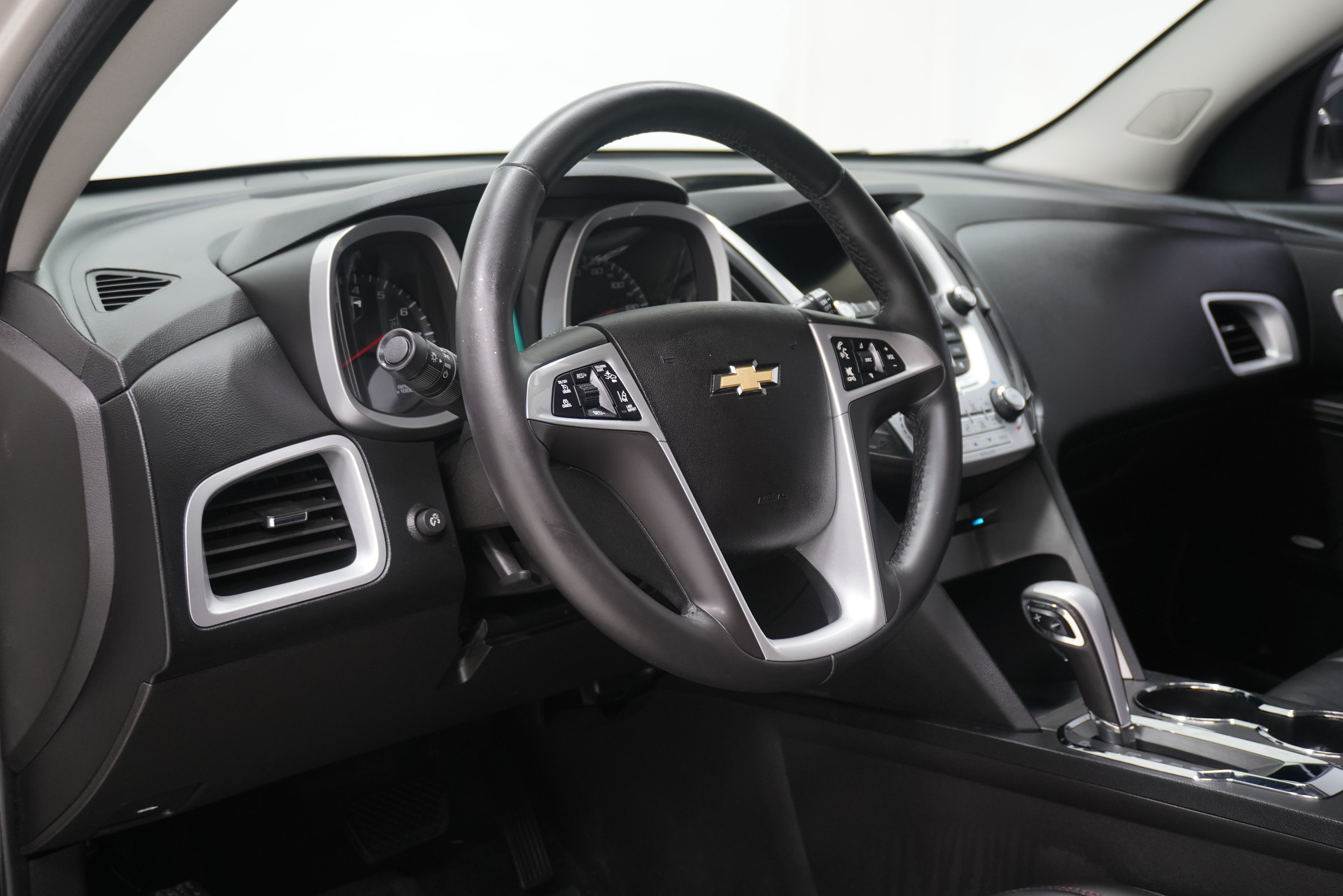 Used 2013 Chevrolet Equinox LTZ FWD image 10