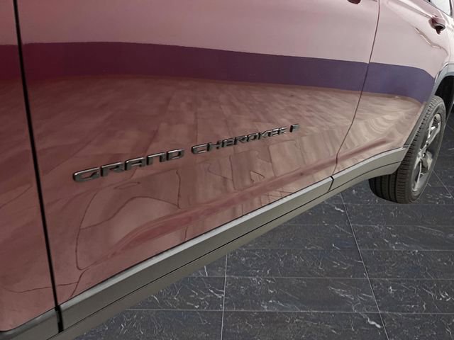 New 2025 Jeep Grand Cherokee L Limited w/ Black Appearance Package image 37