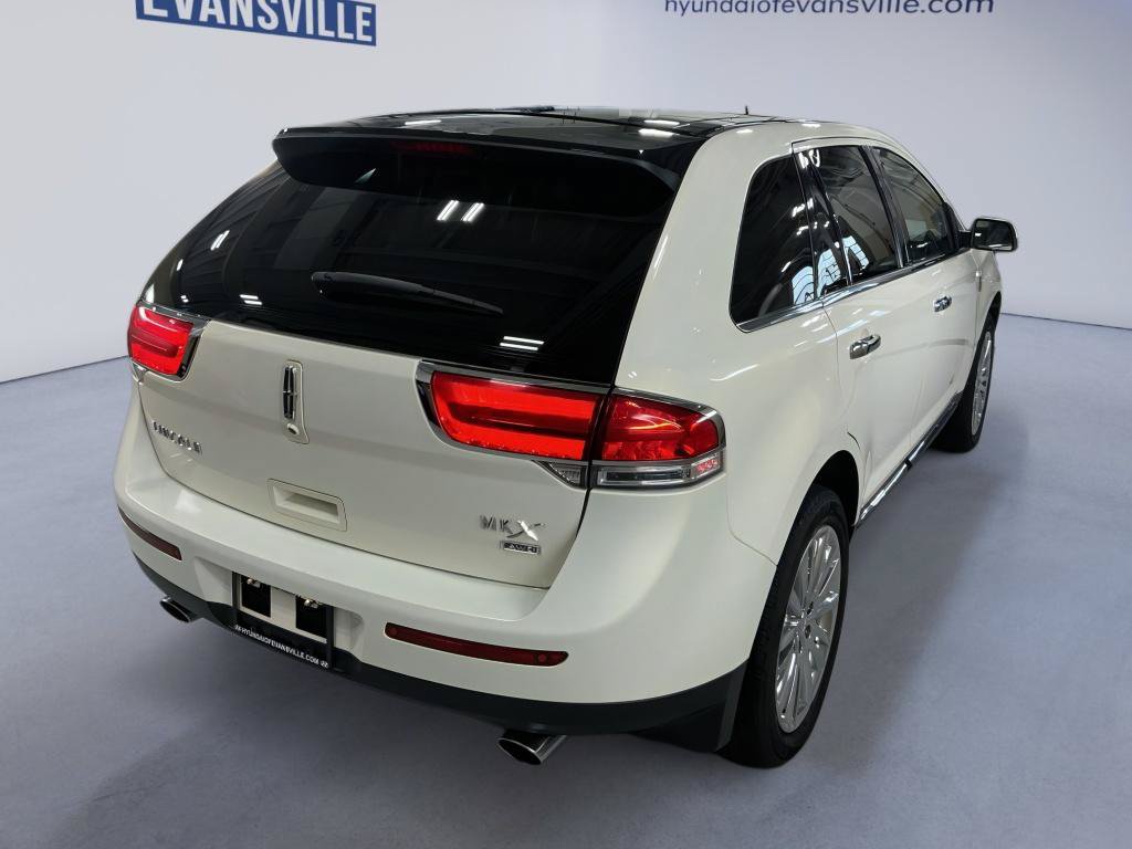 Used 2012 Lincoln MKX AWD image 4