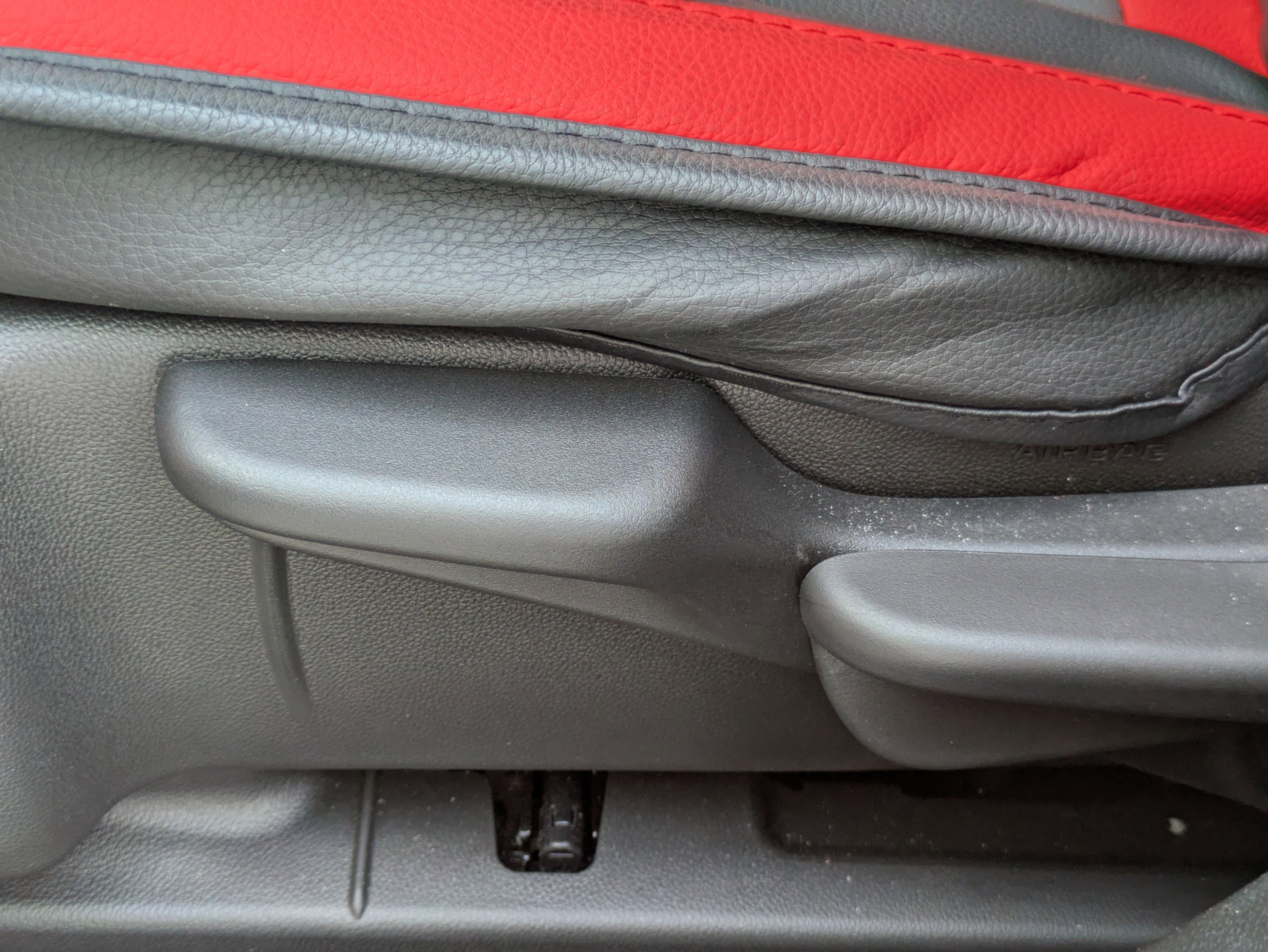 Used 2025 Chevrolet Trax LT w/ Driver Confidence Package image 10