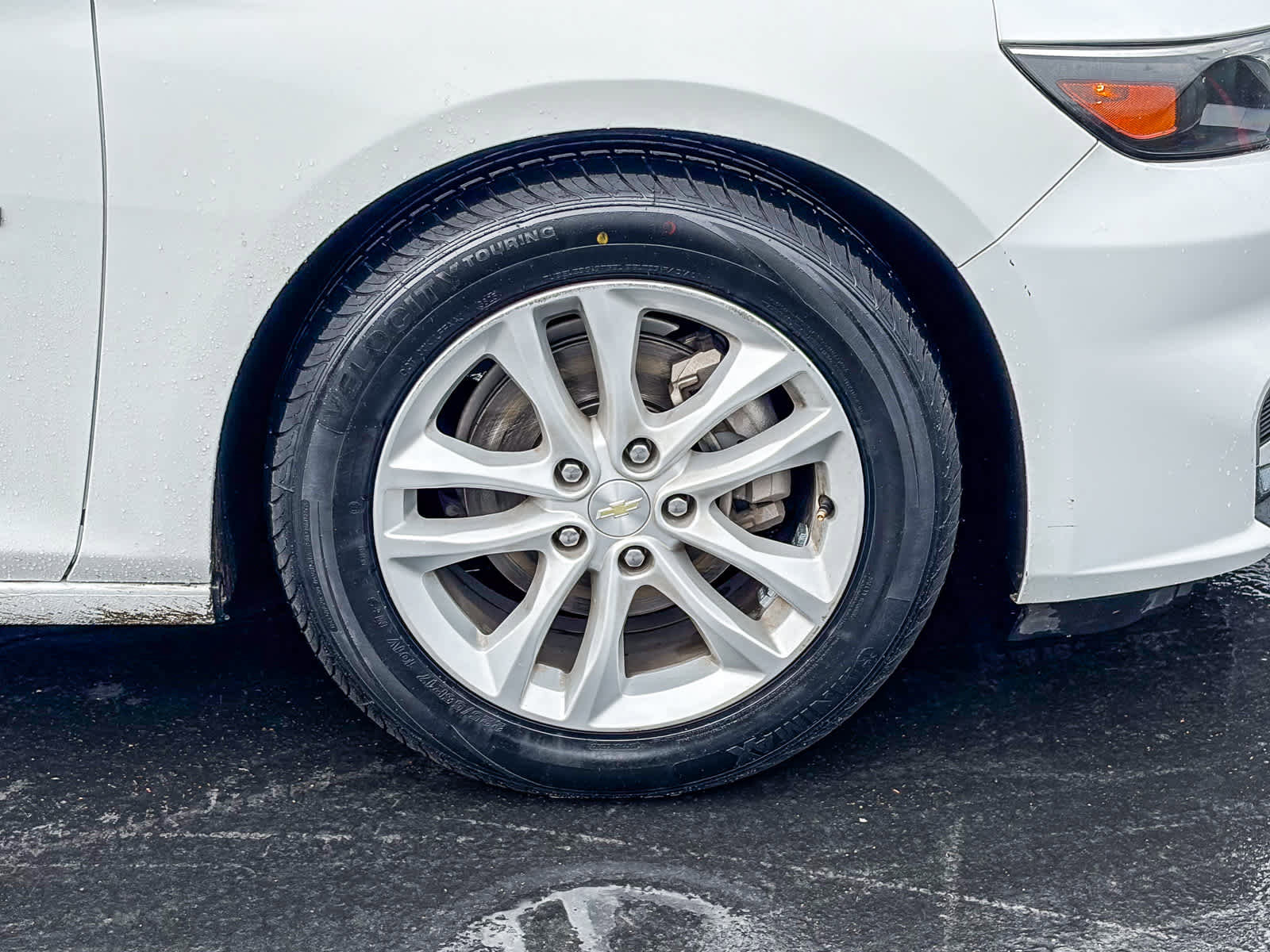 Used 2018 Chevrolet Malibu LT FWD image 9