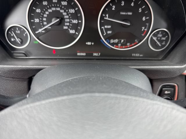 Used 2018 BMW 320i xDrive Sedan AWD/4WD image 34
