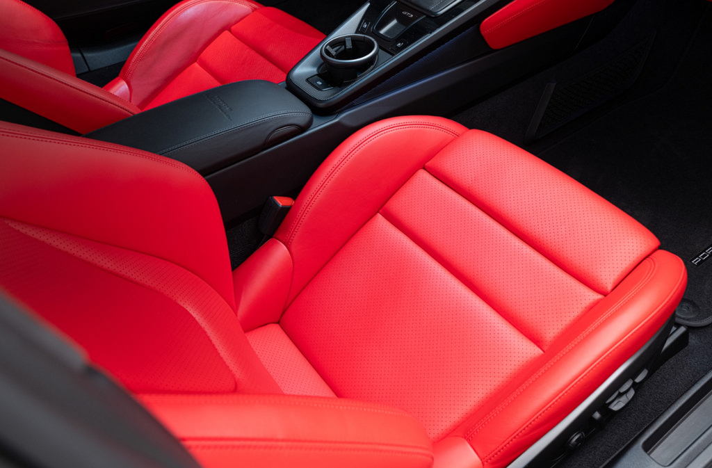 Used 2024 Porsche 911 GT3 RWD image 31