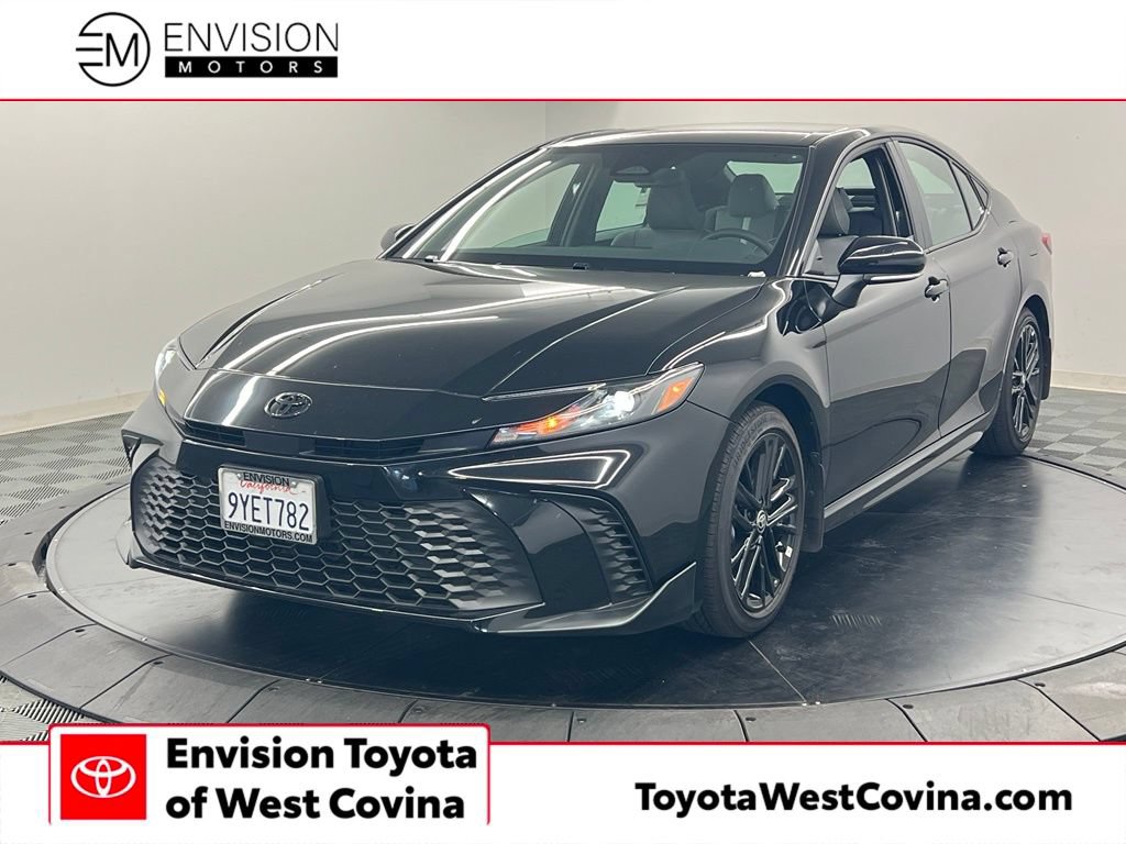 Used 2026 Toyota Camry SE w/ Convenience Package FWD image 1