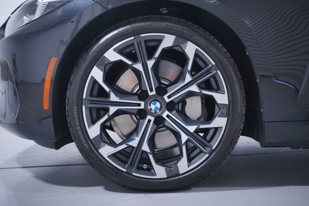 Used 2025 BMW 430i 430i w/ Premium Package image 2