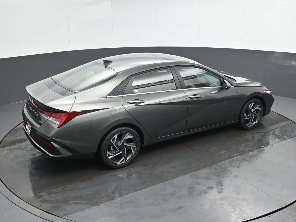 New 2026 Hyundai Elantra Limited w/ Cargo Package image 36