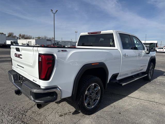 Used 2025 GMC Sierra 2500 SLT image 4