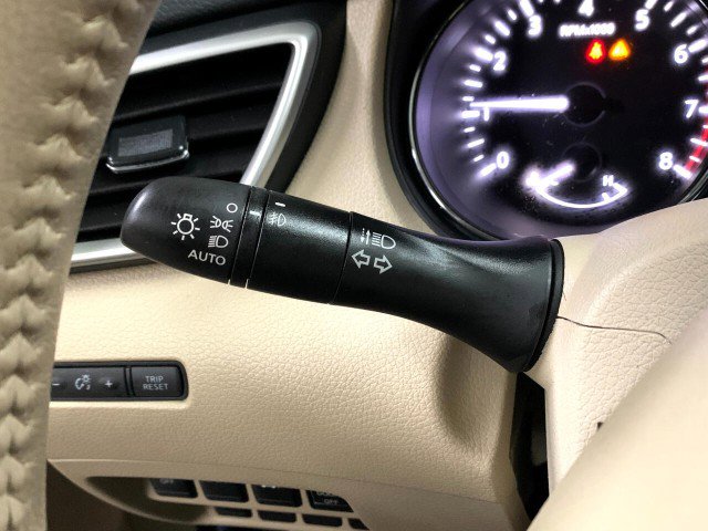 Used 2015 Nissan Rogue SL image 81