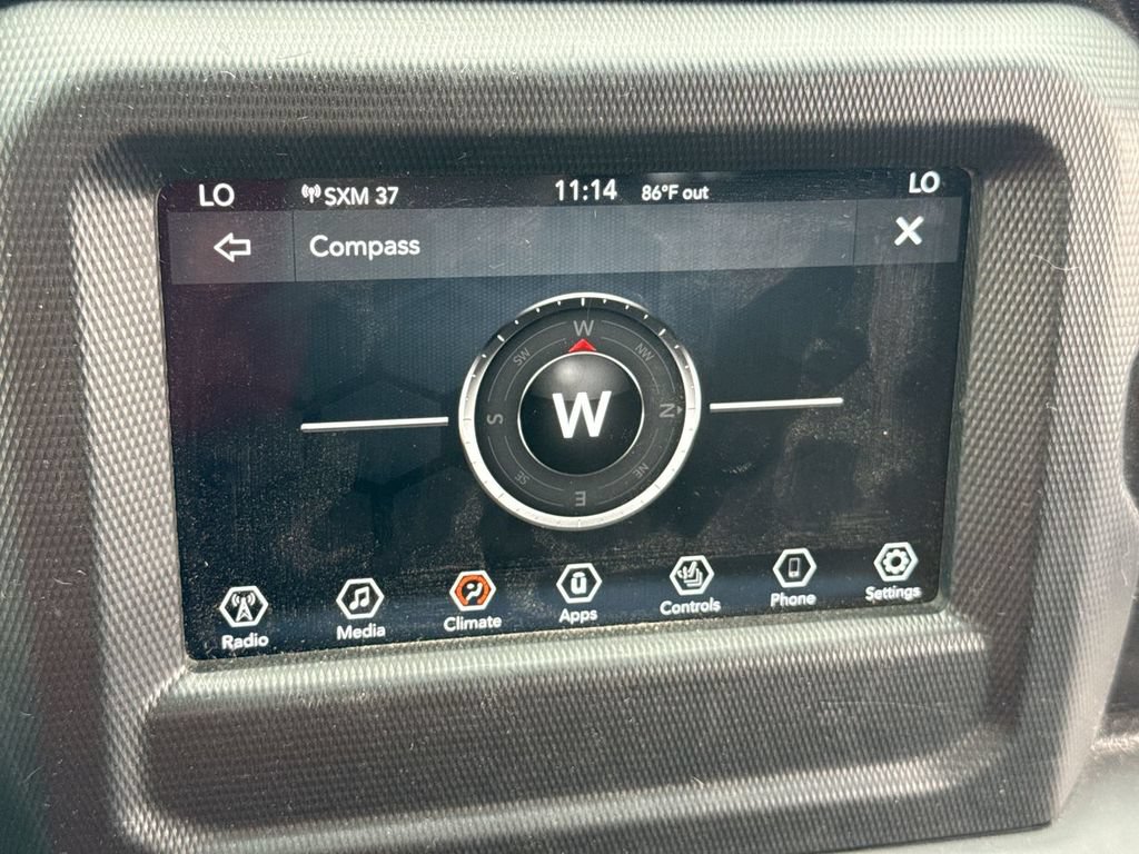 Used 2022 Jeep Gladiator Sport AWD/4WD image 18