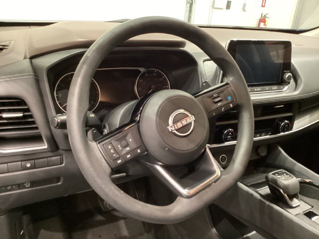 Used 2023 Nissan Rogue SV FWD image 33