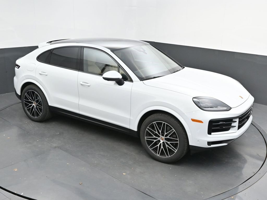 New 2025 Porsche Cayenne Coupe image 37