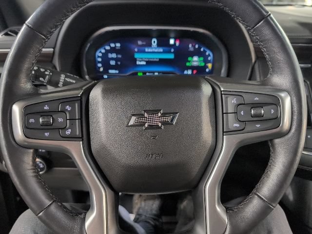 Used 2023 Chevrolet Tahoe Z71 w/ Luxury Package AWD/4WD image 14
