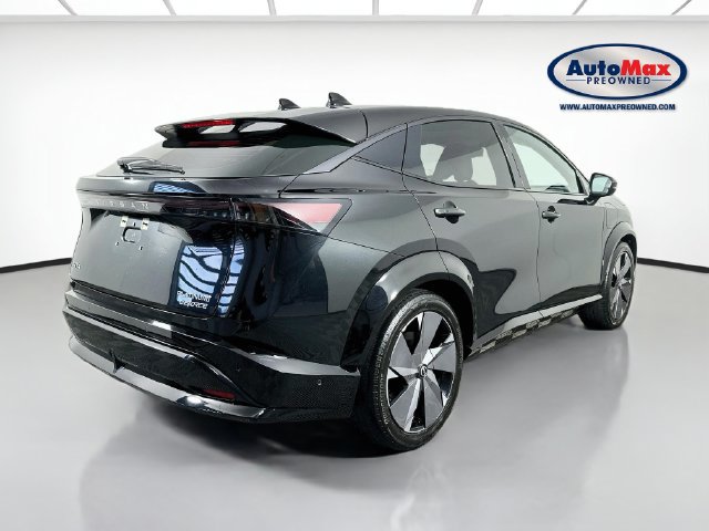 Used 2024 Nissan Ariya AWD image 2