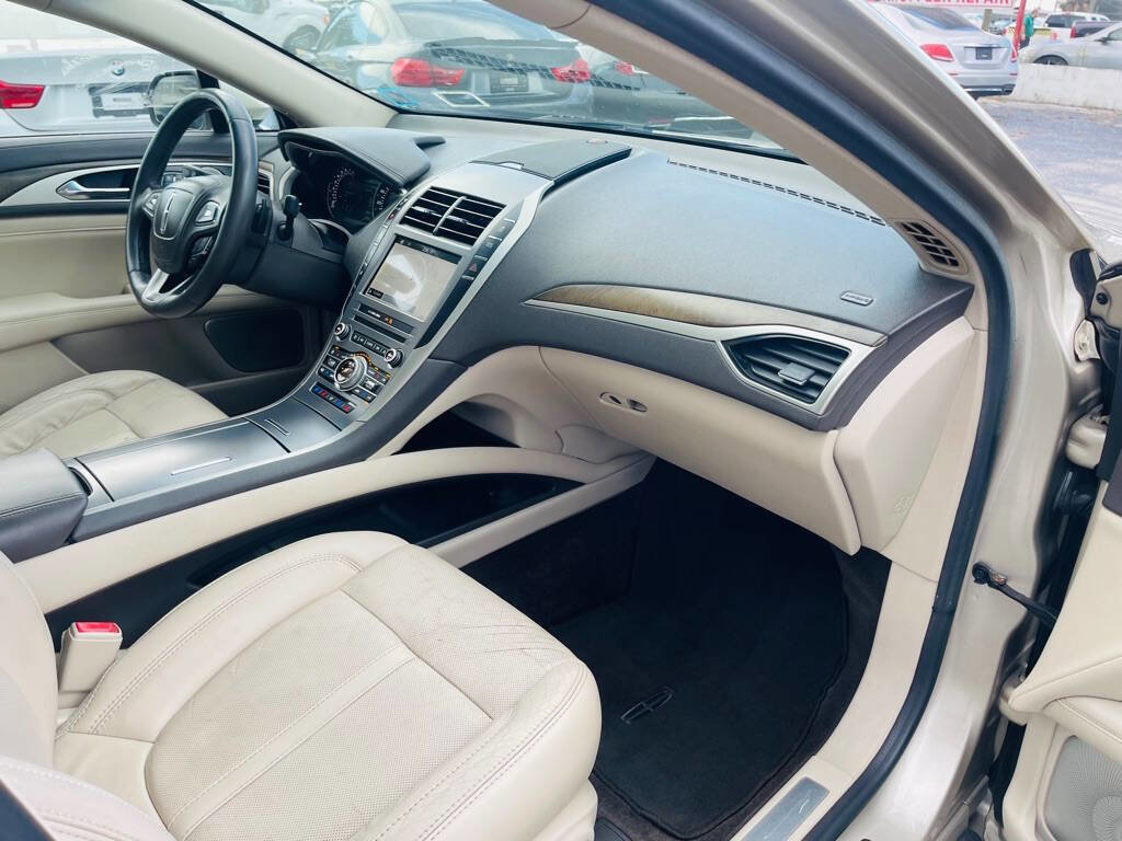 Used 2017 Lincoln MKZ Reserve w/ Luxury Package image 36