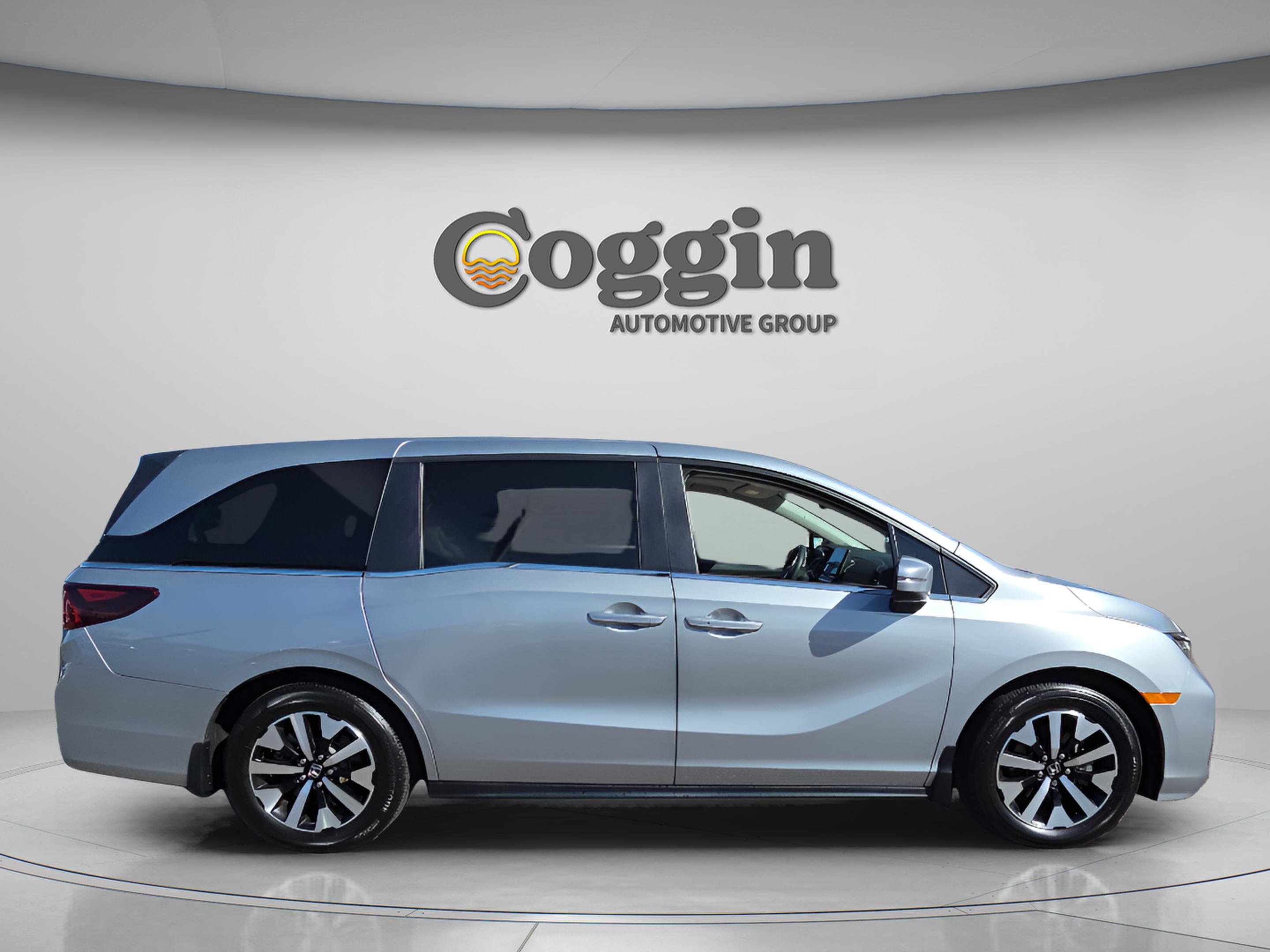 Certified 2025 Honda Odyssey EX-L image 7