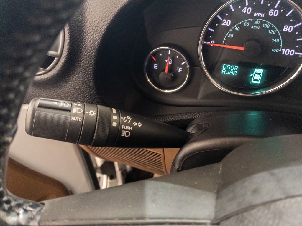 Used 2014 Jeep Wrangler Unlimited Sahara w/ Connectivity Group image 21