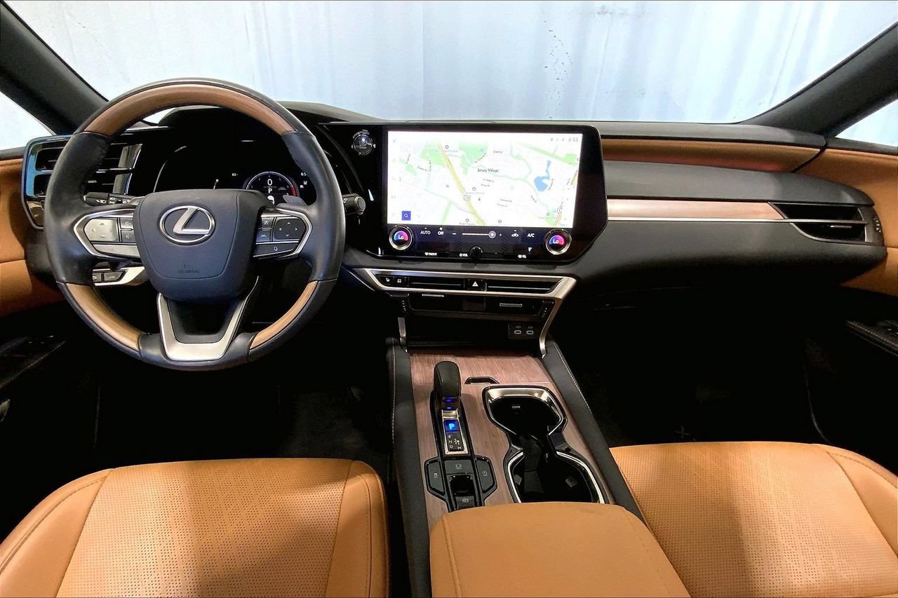 Used 2024 Lexus RX 350 Premium Plus w/ Convenience Package FWD image 14