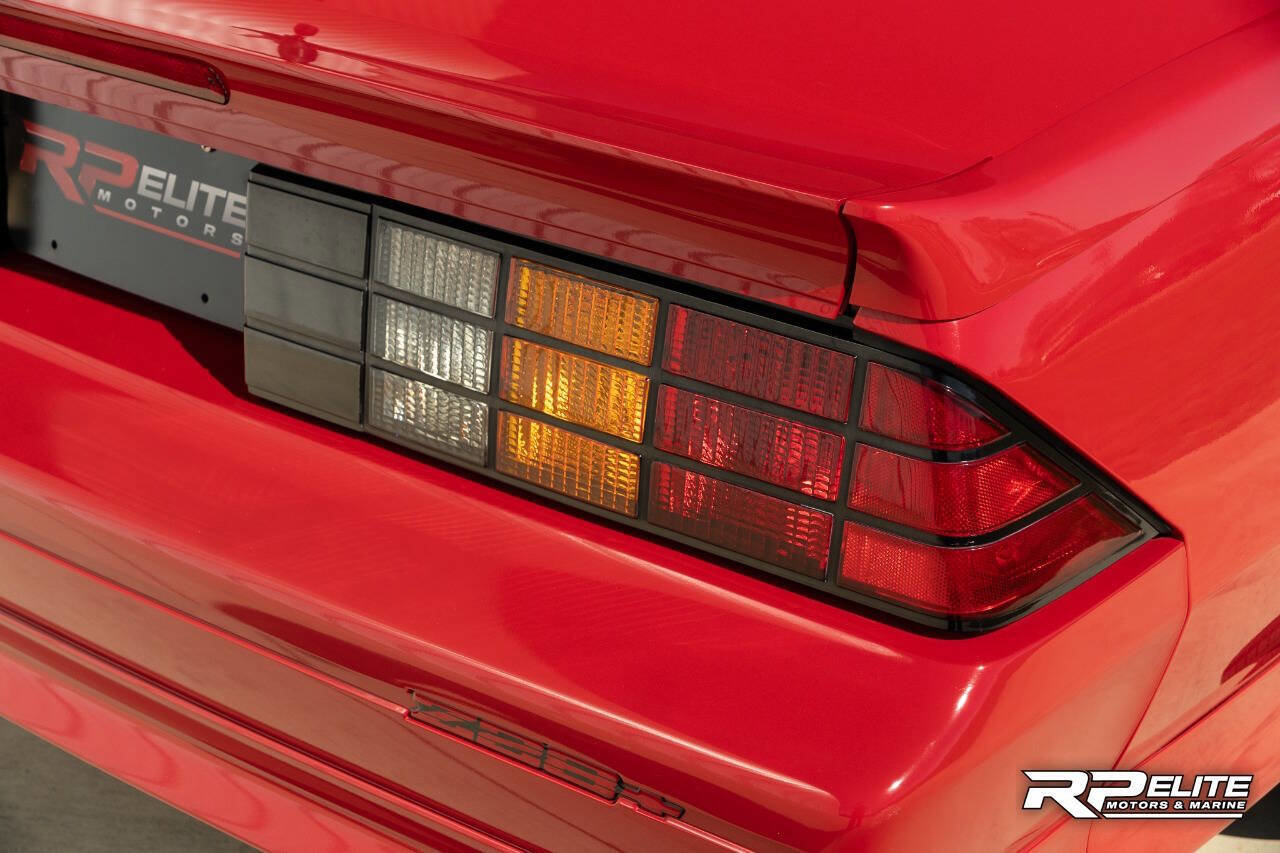 Used 1991 Chevrolet Camaro Z28 RWD image 47