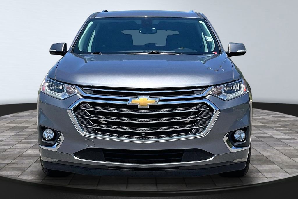 Used 2020 Chevrolet Traverse Premier FWD image 3