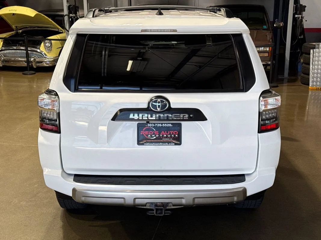 Used 2019 Toyota 4Runner TRD Off-Road AWD/4WD image 6
