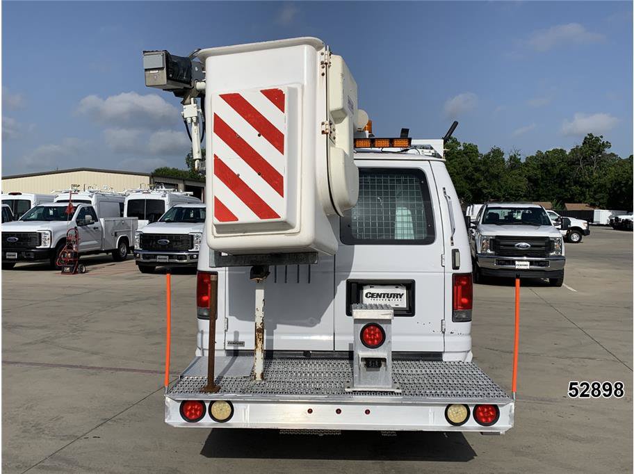 Used 2014 Ford E-350 and Econoline 350 Super Duty RWD image 10