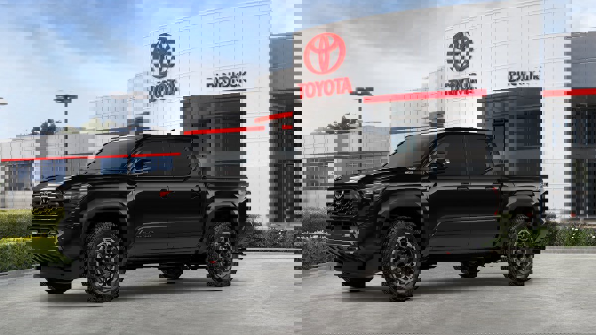 New 2025 Toyota Tacoma TRD Off-Road image 3