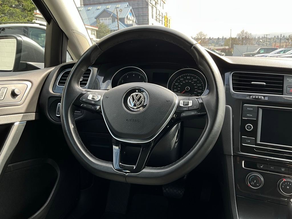 Used 2019 Volkswagen Golf S w/ Driver Assistance Package image 20
