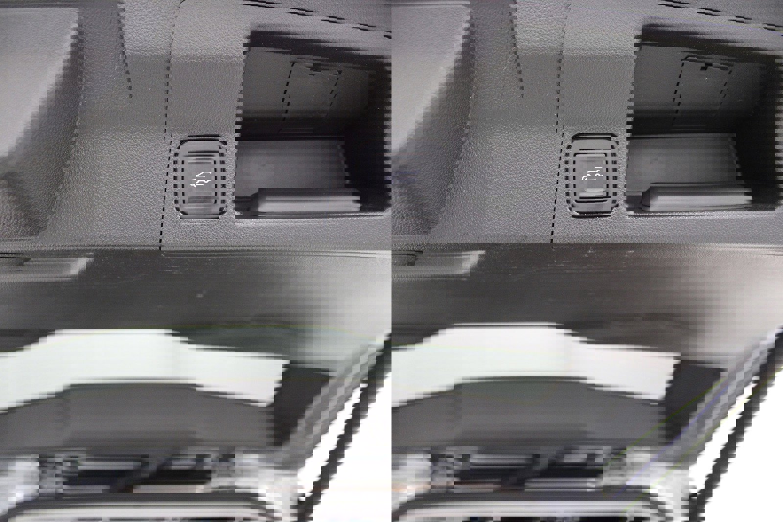 Used 2023 GMC Acadia SLE w/ Driver Convenience Package image 11