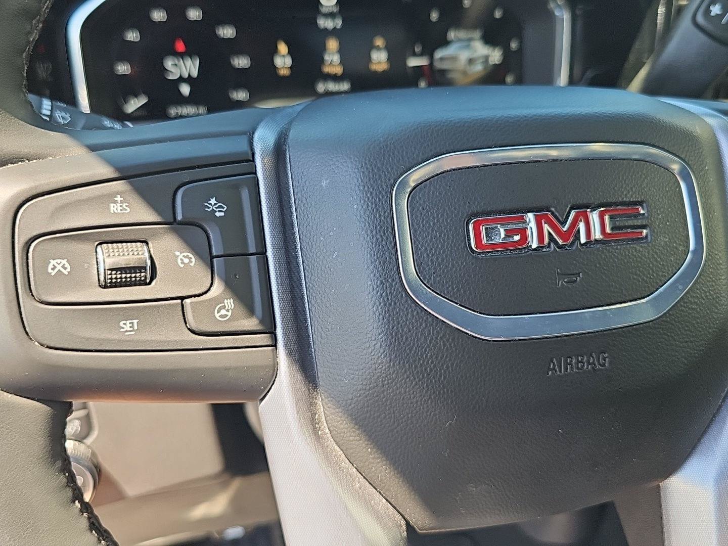 Used 2024 GMC Sierra 1500 Elevation AWD/4WD image 23