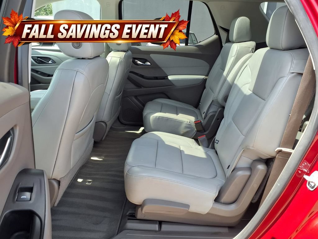Used 2019 Chevrolet Traverse LT w/ LT Premium Package FWD image 12