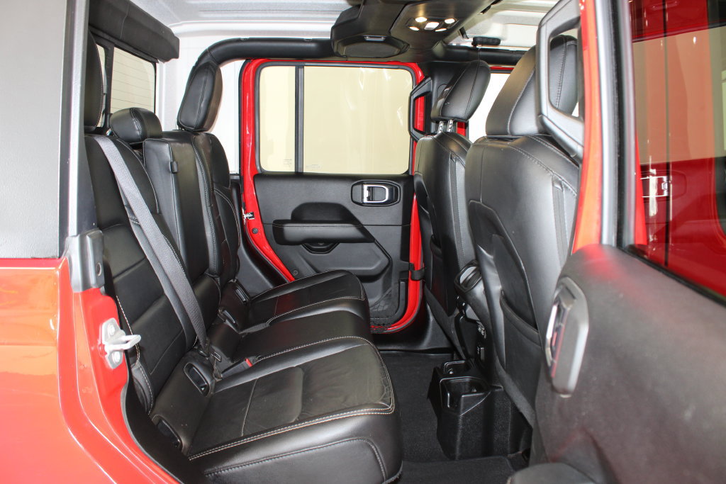 Used 2020 Jeep Gladiator Overland AWD/4WD image 8