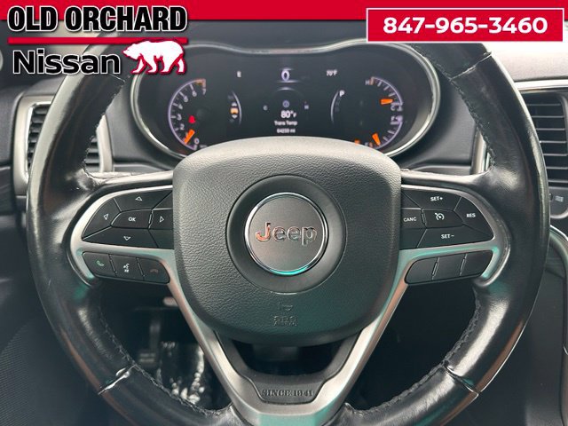Used 2020 Jeep Grand Cherokee Laredo AWD/4WD image 22