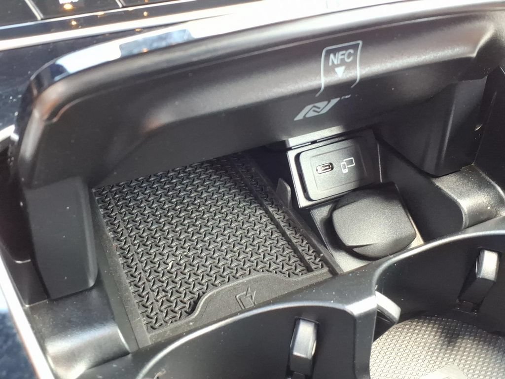 Used 2023 Mercedes-Benz E 450 Cabriolet image 27