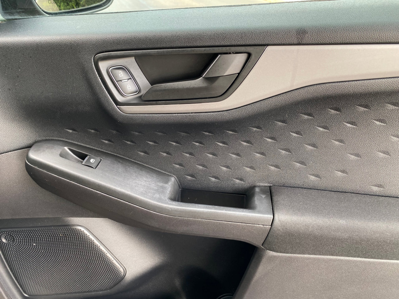 Used 2020 Ford Escape S image 50