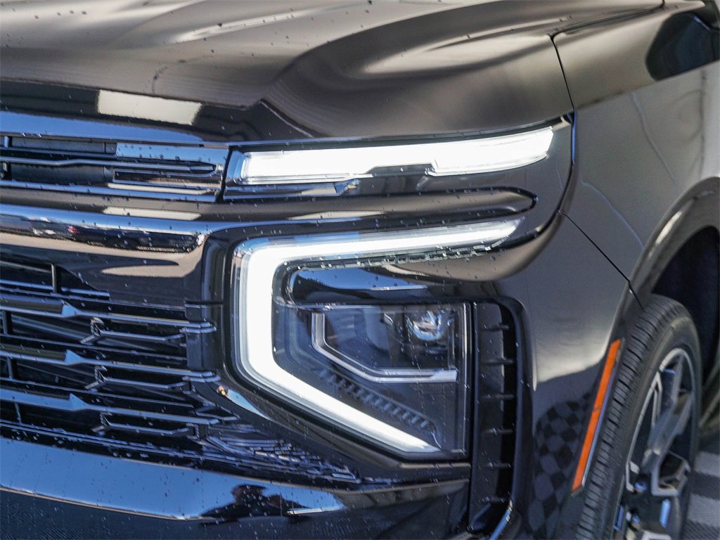 New 2026 Chevrolet Suburban RST w/ RST Capability Package image 5
