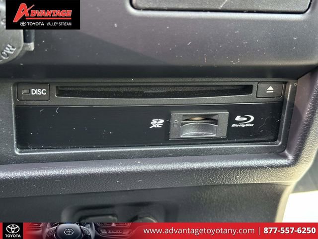 Used 2020 Toyota Sienna Limited Premium image 36