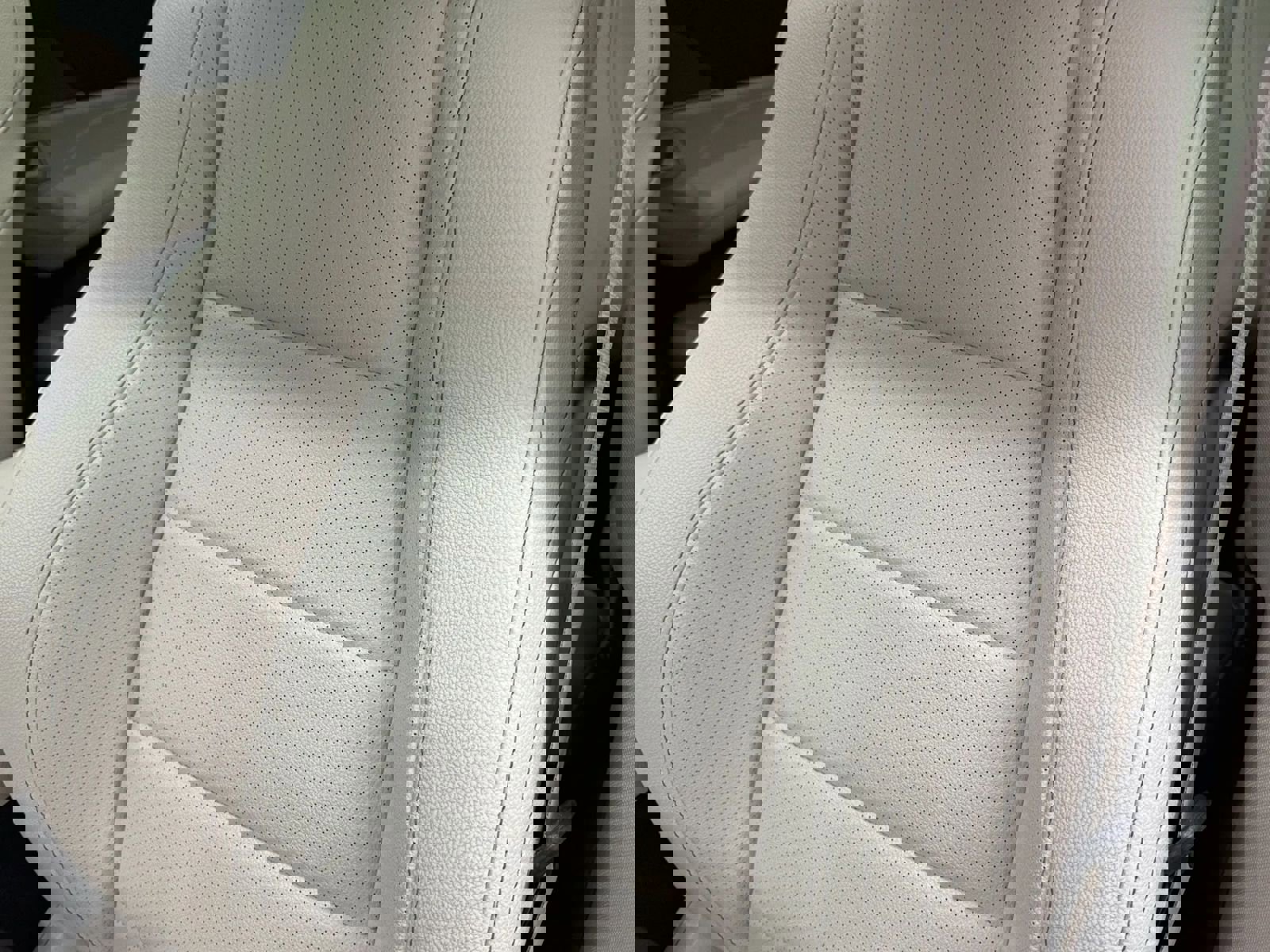 Used 2021 Mercedes-Benz GLS 450 4MATIC image 22