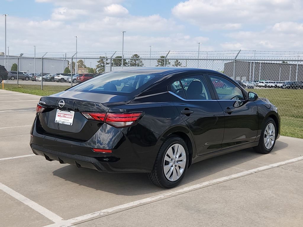 Used 2025 Nissan Sentra S FWD image 5