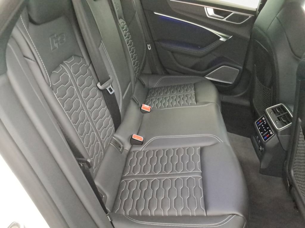Used 2023 Audi RS 7 Sportback w/ Carbon Optic Package image 15
