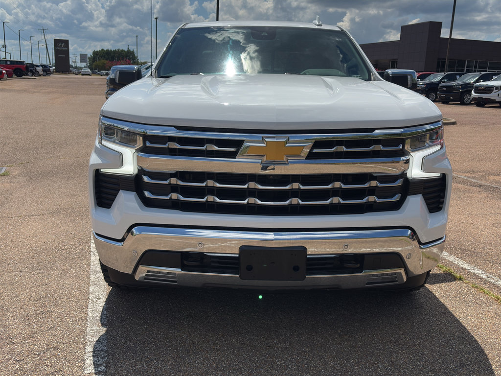 Used 2023 Chevrolet Silverado 1500 LTZ w/ LTZ Convenience Package II AWD/4WD image 29