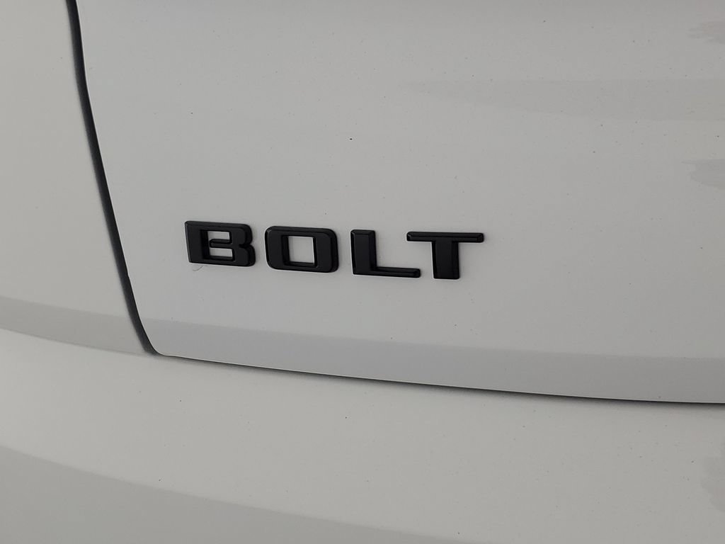 New 2027 Chevrolet Bolt RS w/ Super Cruise Package FWD image 29