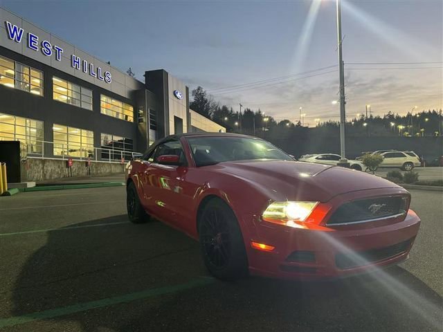 Used 2014 Ford Mustang Premium image 5