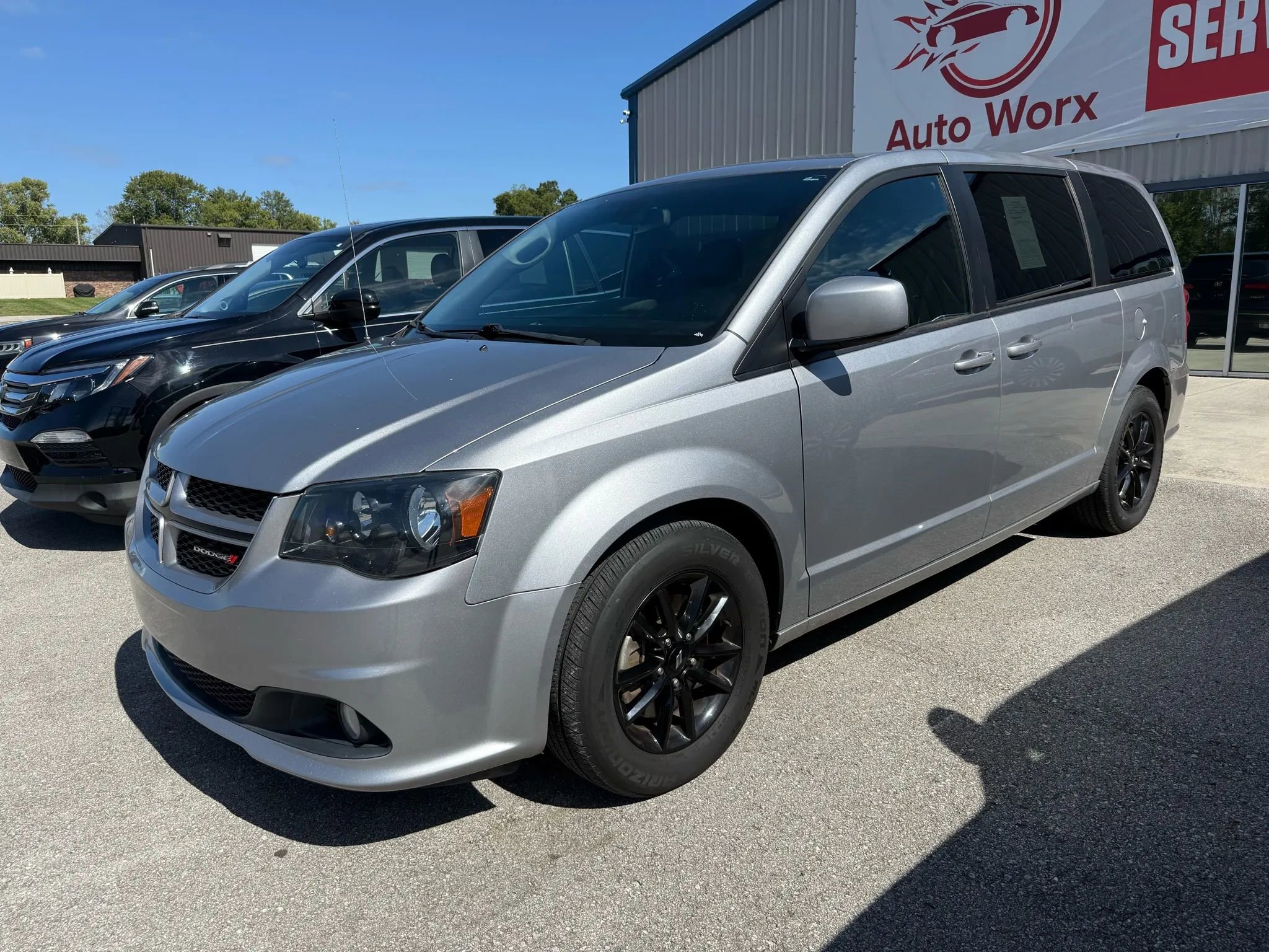 Used 2019 Dodge Grand Caravan GT image 2